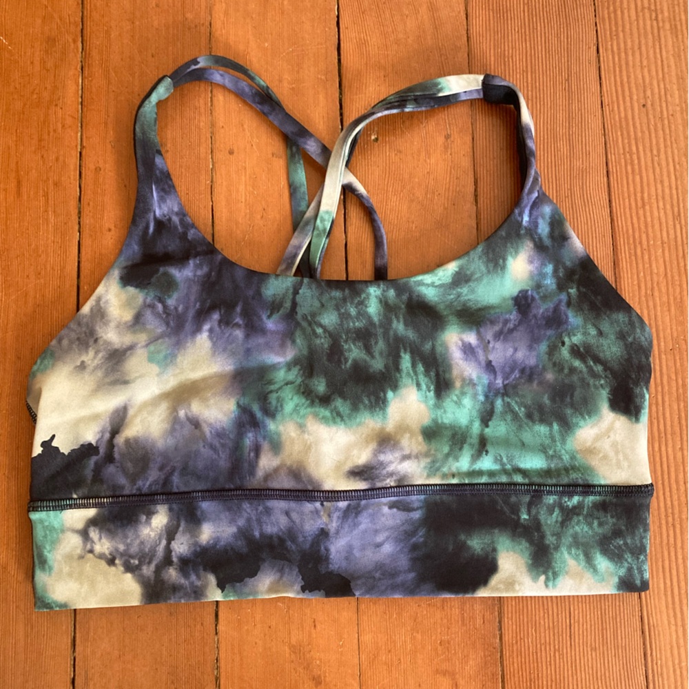 Lululemon energy longline sport bra size 10. Tie die blue with strappy back